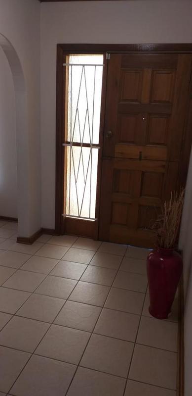 4 Bedroom Property for Sale in Pellissier Free State